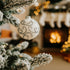 Glob Crăciun alb cu sclipici din sticlă