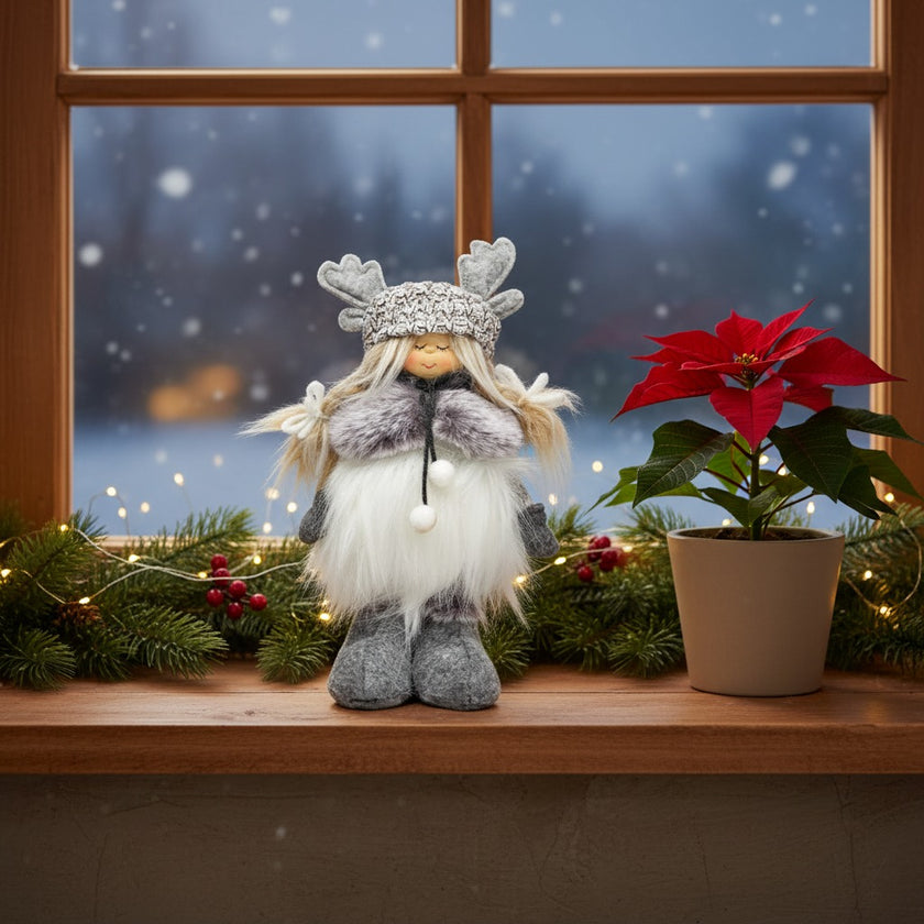 Figurină decorativă gri fetiță cu blăniță 21cm