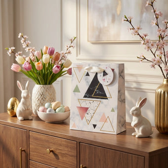 Pungă cadou albă cu design modern 23cm