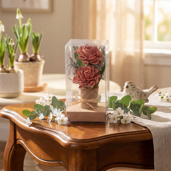 Aranjament decorativ cu flori uscate roșii