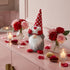 Figurină gnom gri Valentine’s Day