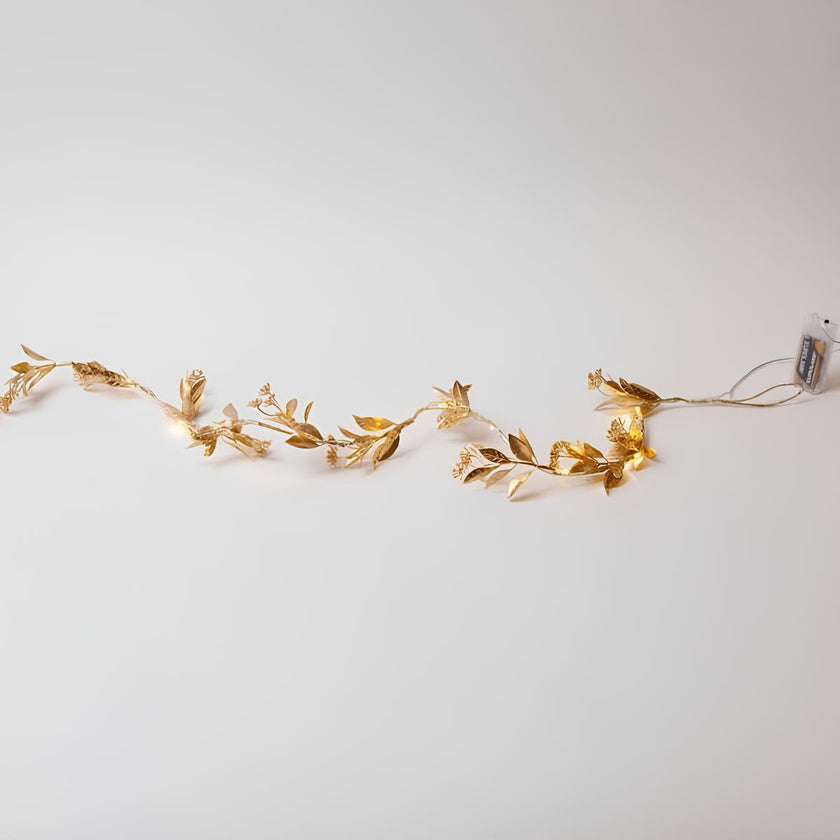 Ghirlandă decorativă cu frunze aurii și LED 150cm