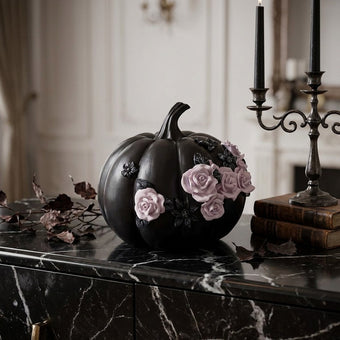 Dovleac decorativ negru cu trandafiri roz 21cm