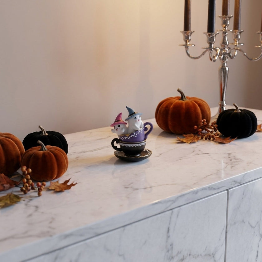 Figurină de Halloween fantome în cești de cafea 10cm
