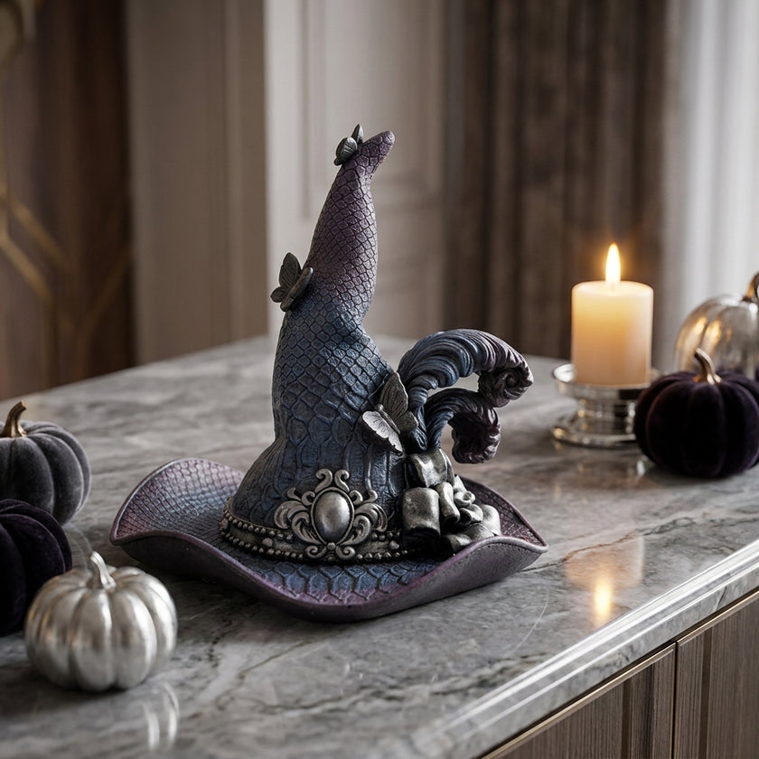 Figurină de Halloween pălărie de vrăjitoare cu pene 18cm