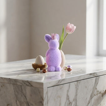 Iepuraș de Paște mov catifelat 13cm