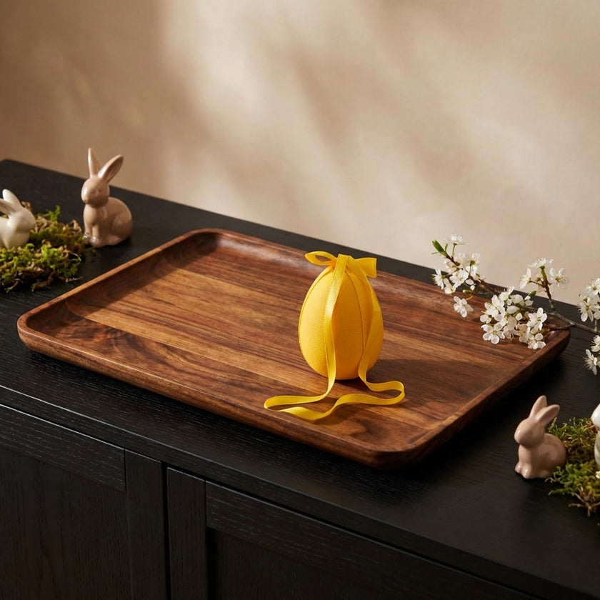 Ou decorativ de Paște galben catifelat 15cm