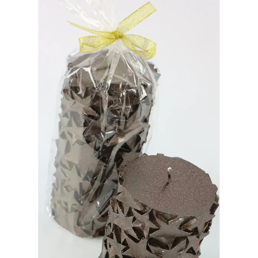 Lumânare cilindrică decorativă cu stele și sclipici Crăciun ambalată in folie de plastic